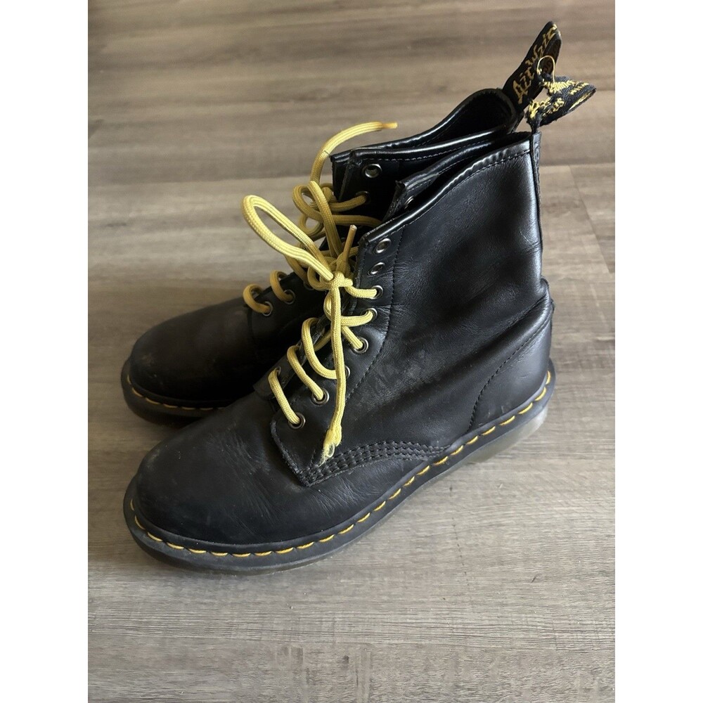 Vintage Dr Martens Black Leather Boots Made in England sz 8